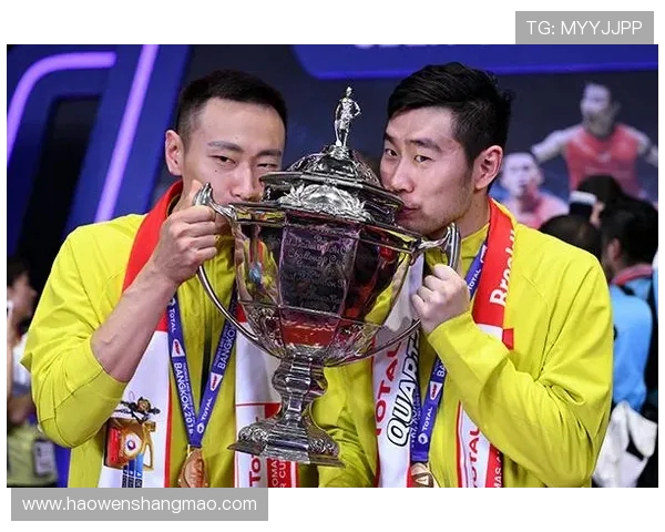 南京羽毛球队的战术调整与新老球员的表现分析